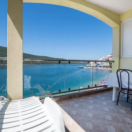 Raic Apartament *