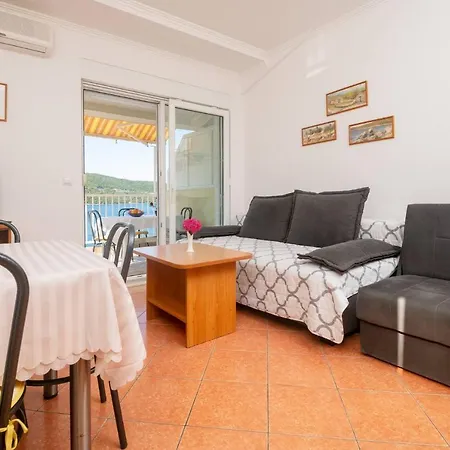 Apartament Raic